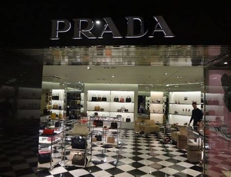 prada nfc